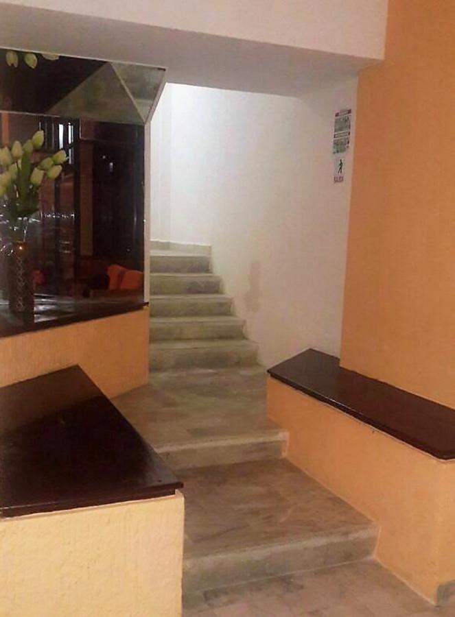 Hotel Versalles Suites Cancún Kültér fotó