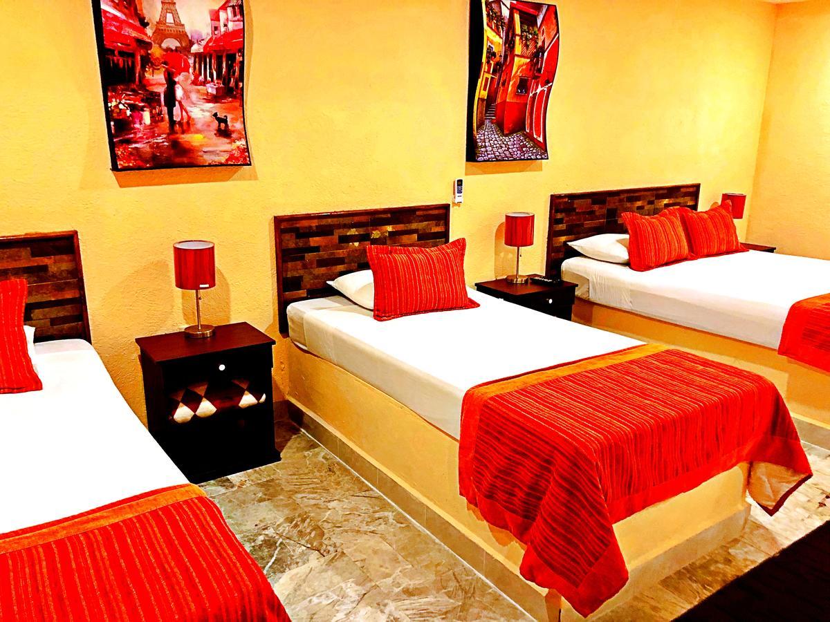 Hotel Versalles Suites Cancún Kültér fotó