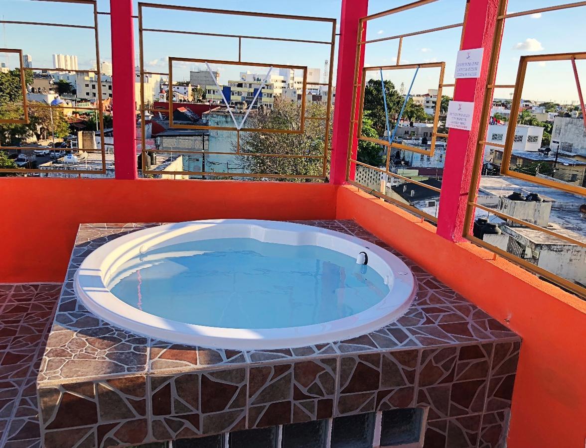 Hotel Versalles Suites Cancún Kültér fotó